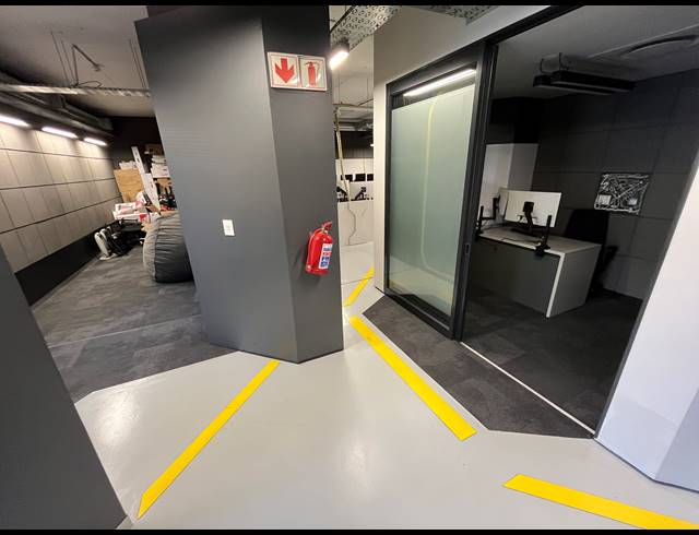 245M² OFFICE TO LET IN GARDENS